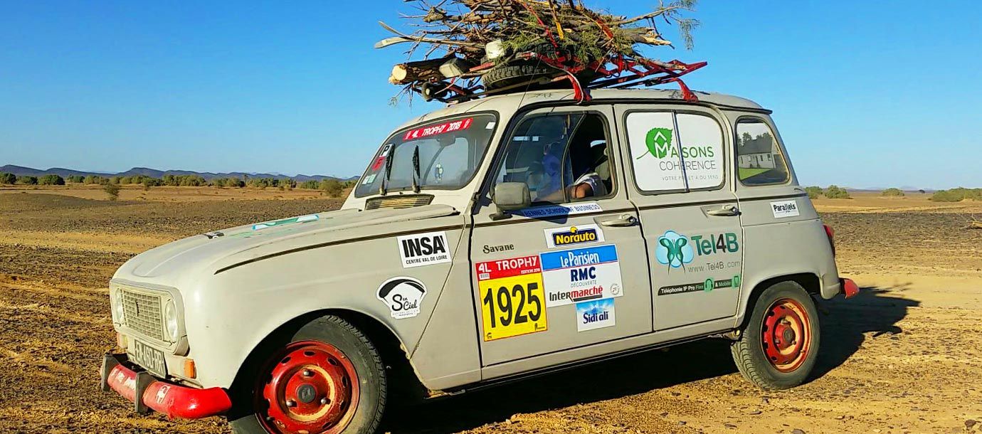 AVM Up sponsorise l'équipage de l'INSA Centre Val de Loire au 4L Trophy 2018